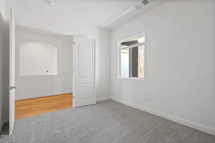 40-web-or-mls-8814-roverton-ct