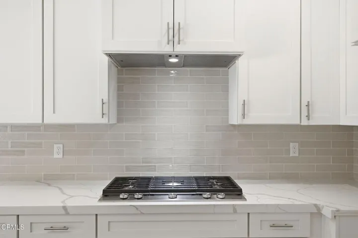 22-web-or-mls-13644-velma-pearl