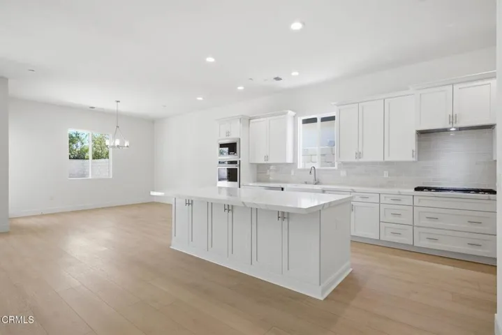 19-web-or-mls-13644-velma-pearl