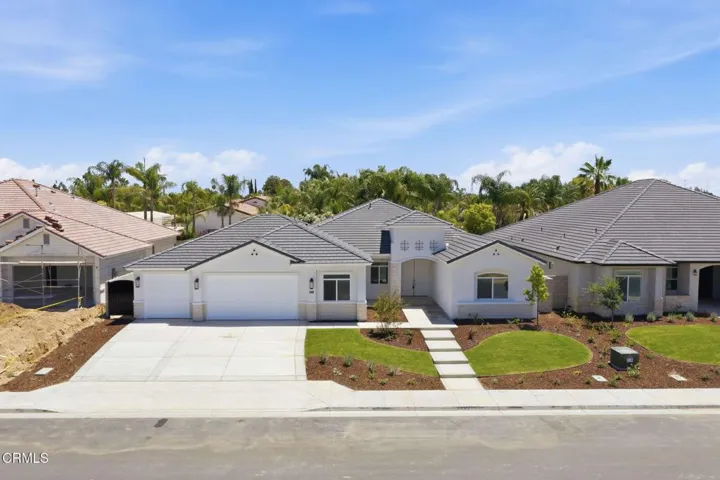 1-web-or-mls-13644-velma-pearl