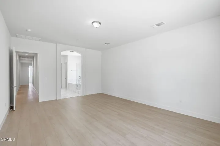 26-web-or-mls-13644-velma-pearl