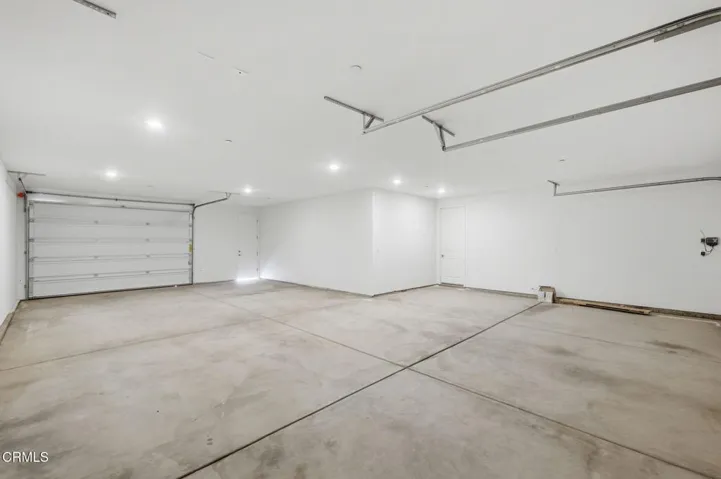 51-web-or-mls-13644-velma-pearl