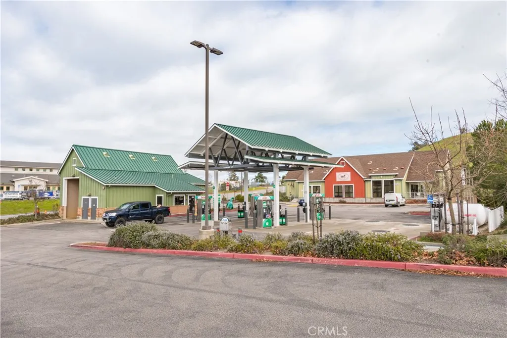 3645 Delaney Place, Paso Robles, California 93446 home-pic-47
