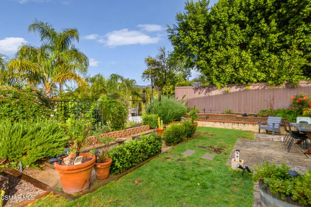 6605 Oak Forest Drive, Oak Park, California 91377 home-pic-26