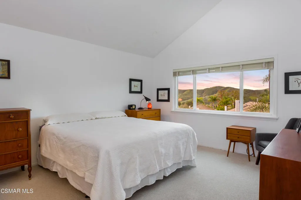 6605 Oak Forest Drive, Oak Park, California 91377 home-pic-17