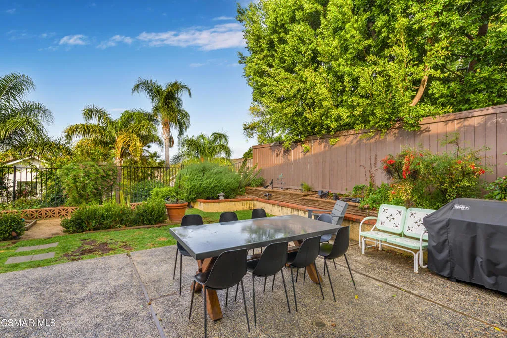 6605 Oak Forest Drive, Oak Park, California 91377 home-pic-28
