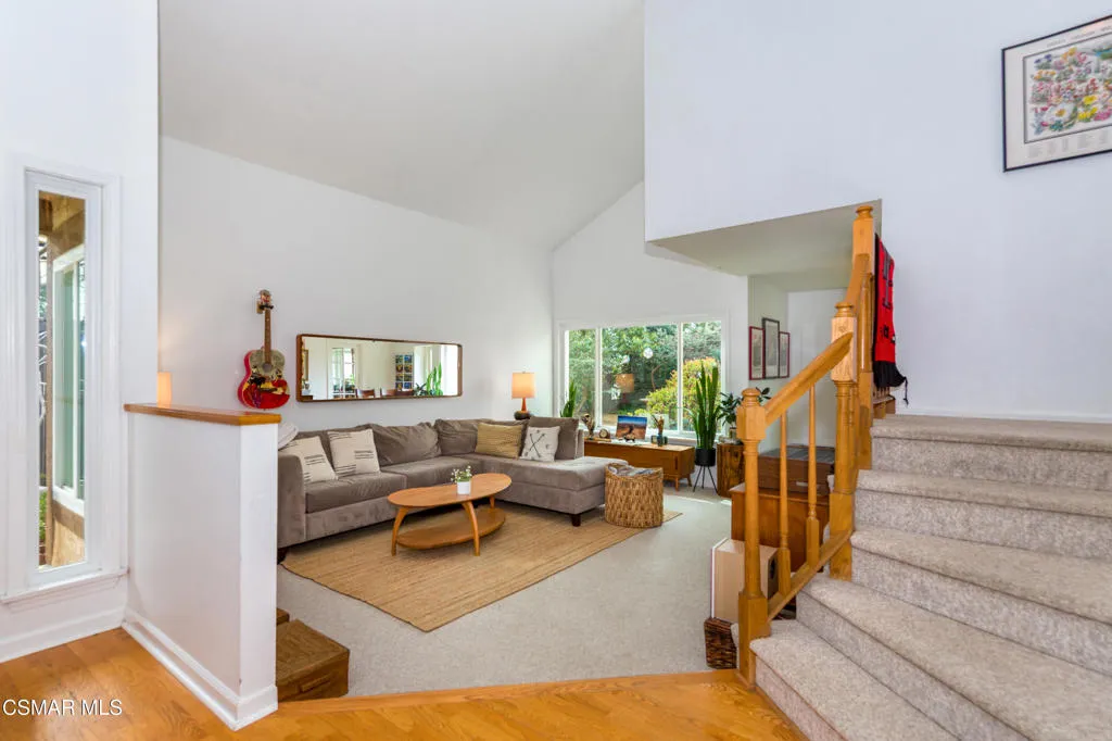 6605 Oak Forest Drive, Oak Park, California 91377 home-pic-7