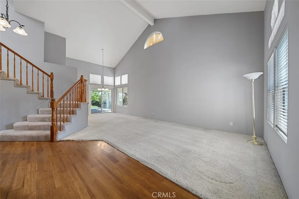 15660 Laguna, Lake Elsinore, California 92530 home-pic-9