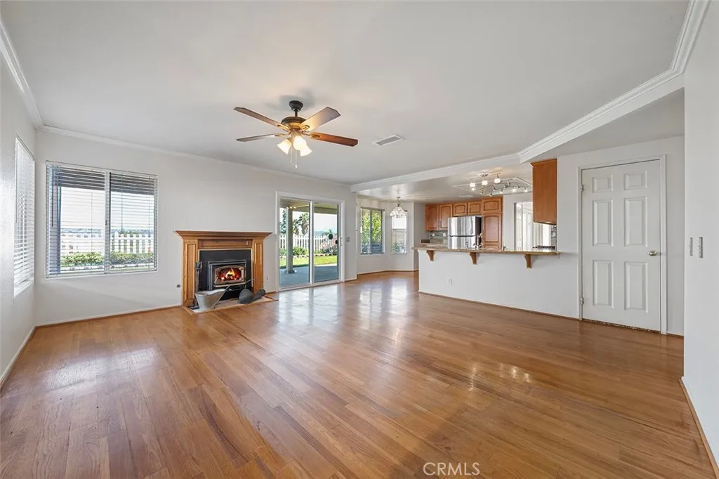 15660 Laguna, Lake Elsinore, California 92530 home-pic-15