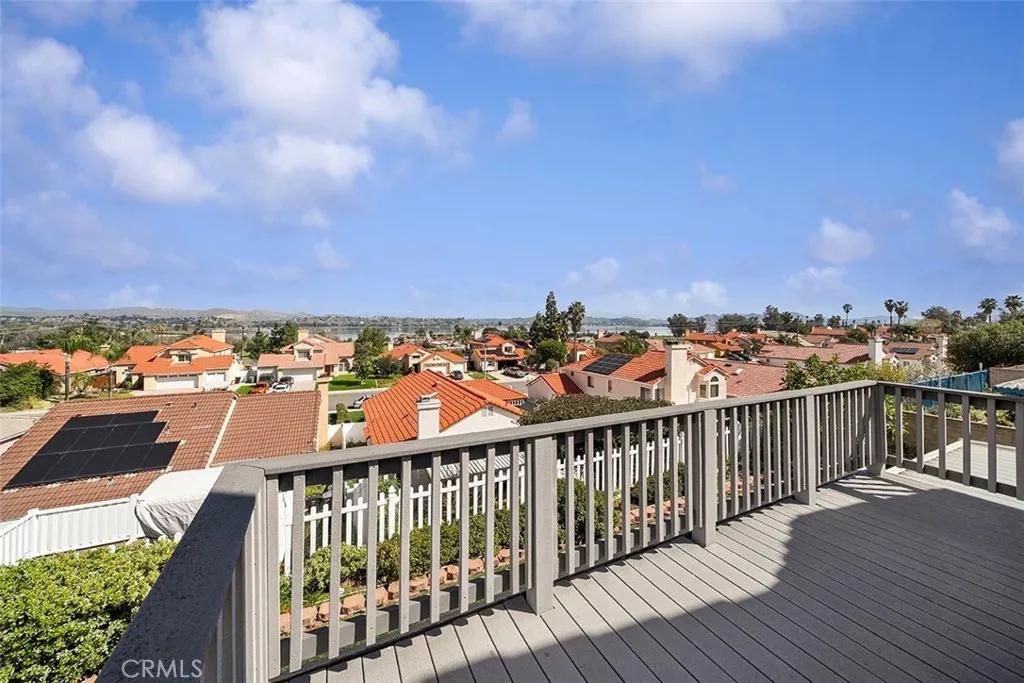 15660 Laguna, Lake Elsinore, California 92530 home-pic-43