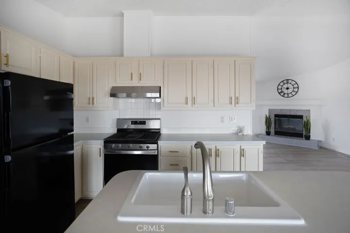 56015 Napa Street, Yucca Valley, California 92284
