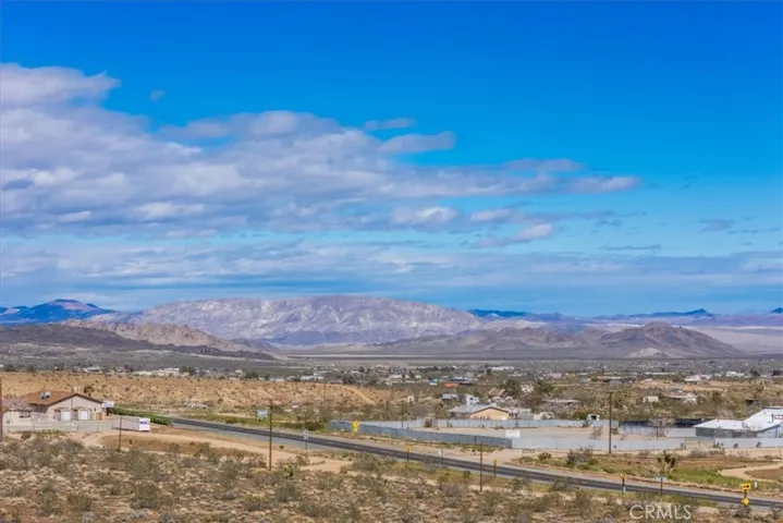 56015 Napa Street, Yucca Valley, California 92284