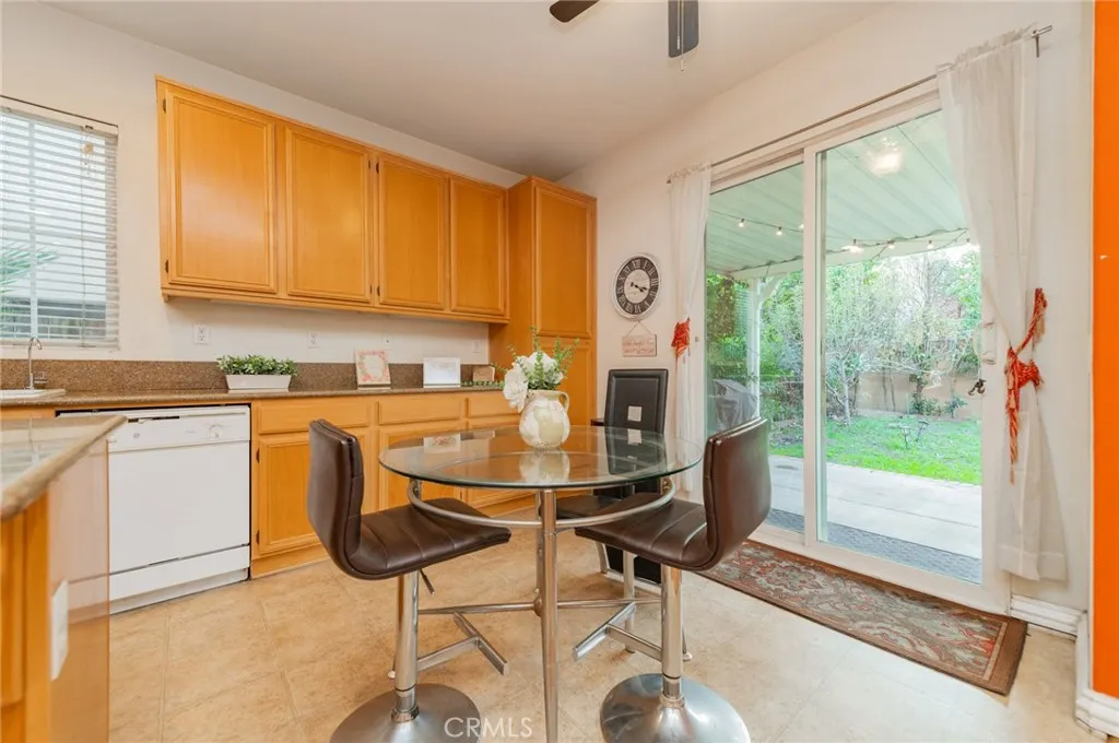 1385 Estel, Pomona, California 91768 home-pic-11