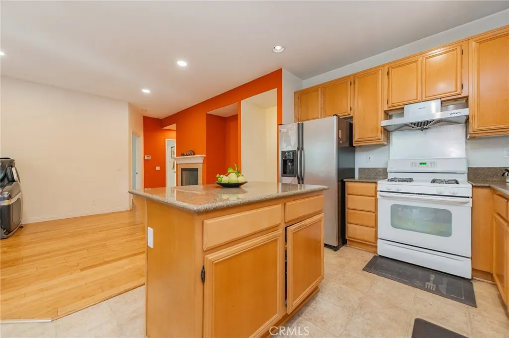 1385 Estel, Pomona, California 91768 home-pic-13