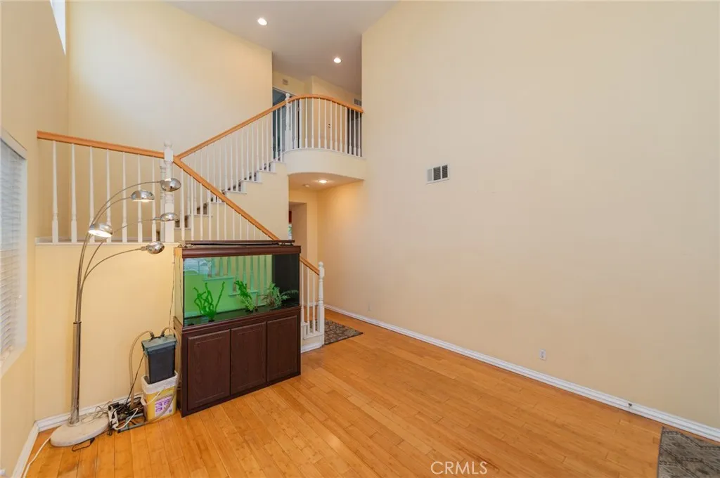 1385 Estel, Pomona, California 91768 home-pic-5