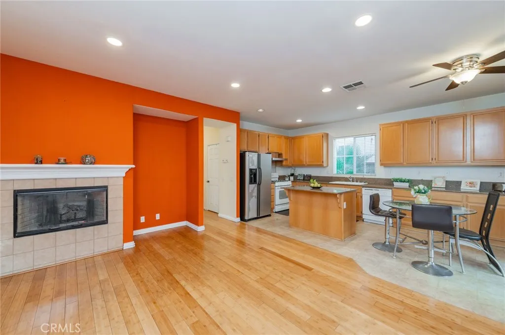 1385 Estel, Pomona, California 91768 home-pic-15