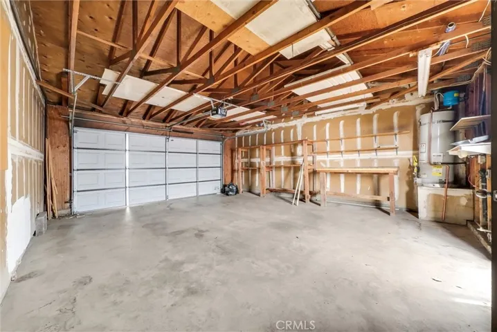 1077 Santo Antonio Drive 15, Colton, California 92324