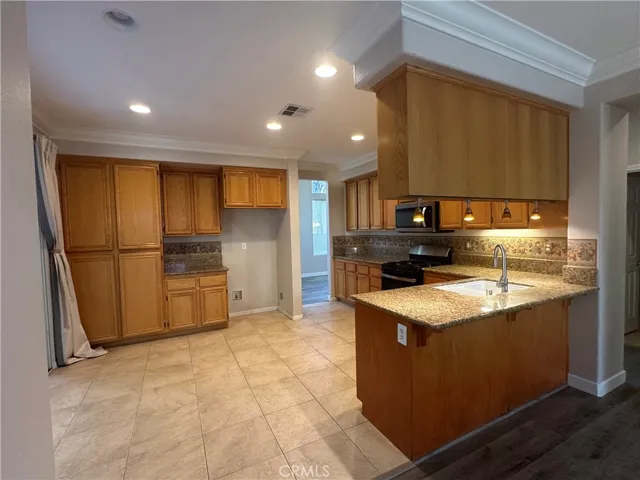 11817 Warwick Hills Court, Yucaipa, California 92399