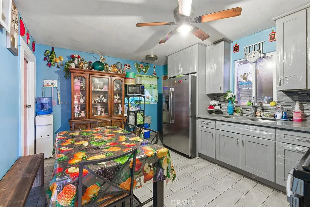 1147 Nadeau Street, Los Angeles, California 90001 home-pic-5