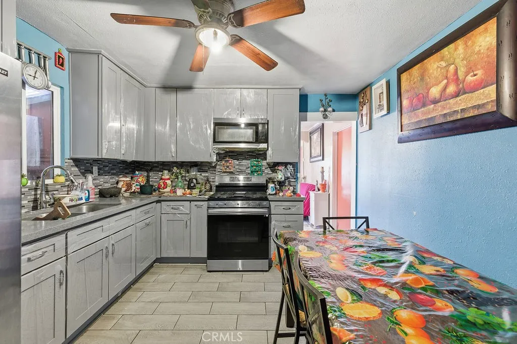 1147 Nadeau Street, Los Angeles, California 90001 home-pic-4