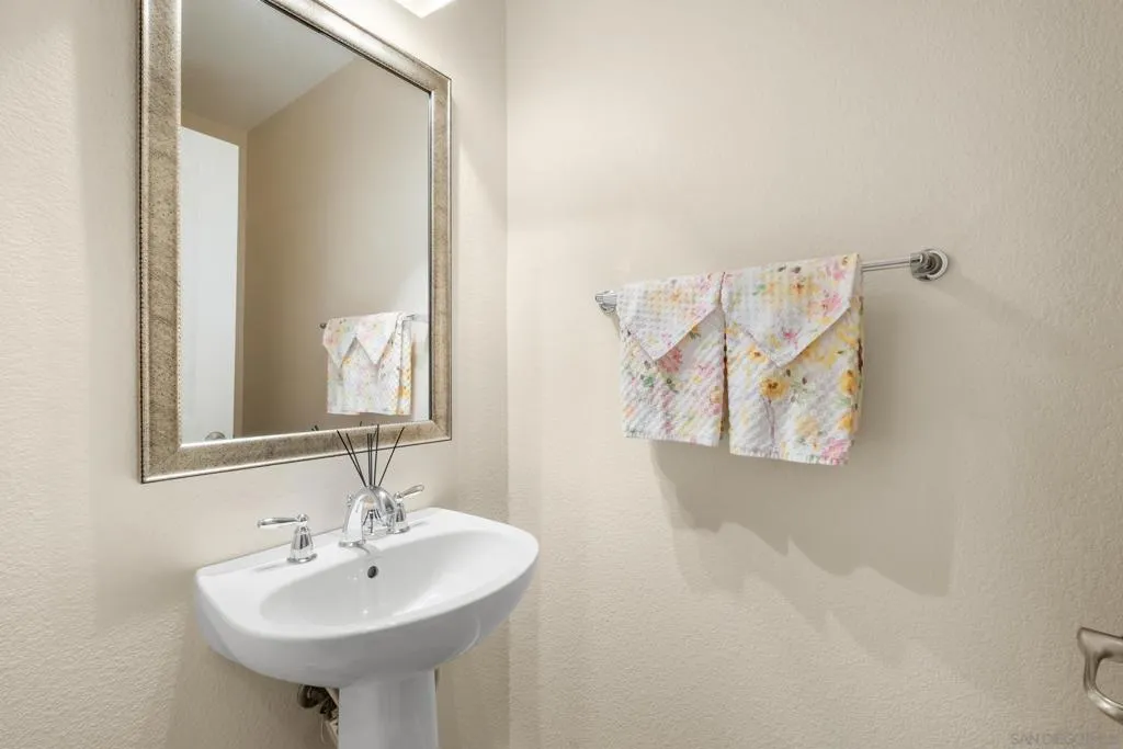 14138 Brent Wilsey Place 3, San Diego, California 92128 home-pic-16