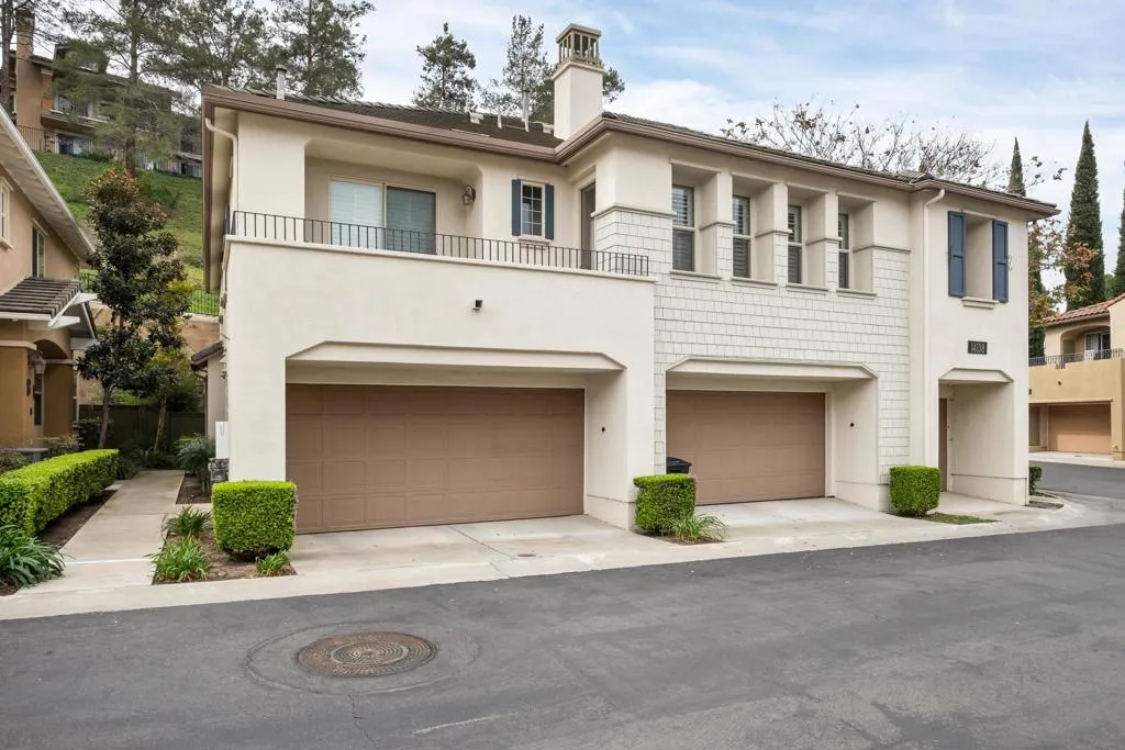 14138 Brent Wilsey Place 3, San Diego, California 92128 home-pic-1
