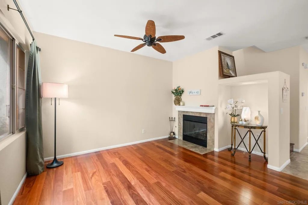 14138 Brent Wilsey Place 3, San Diego, California 92128 home-pic-9