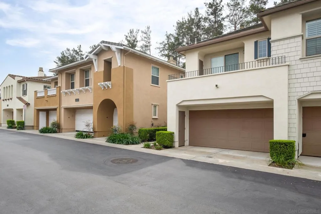 14138 Brent Wilsey Place 3, San Diego, California 92128 home-pic-38