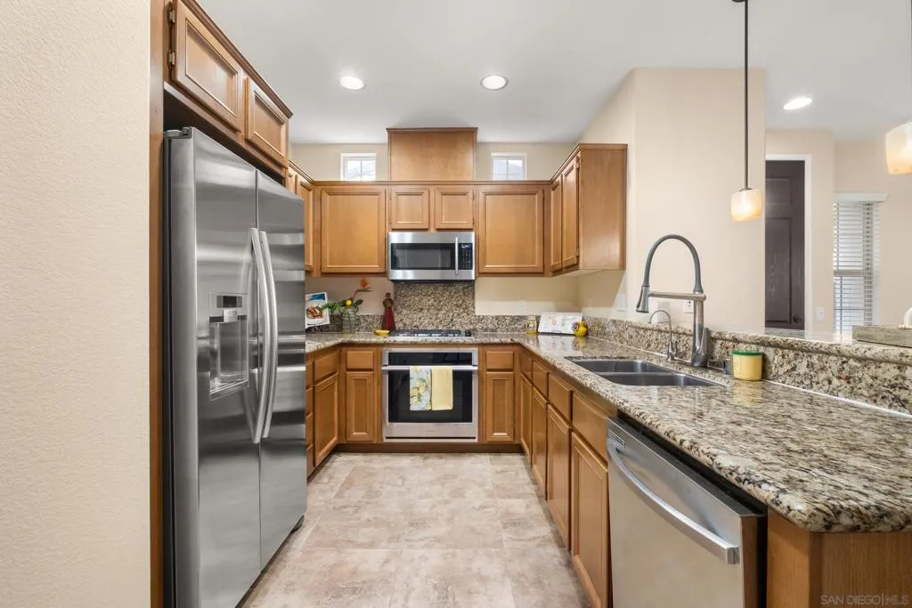 14138 Brent Wilsey Place 3, San Diego, California 92128 home-pic-14