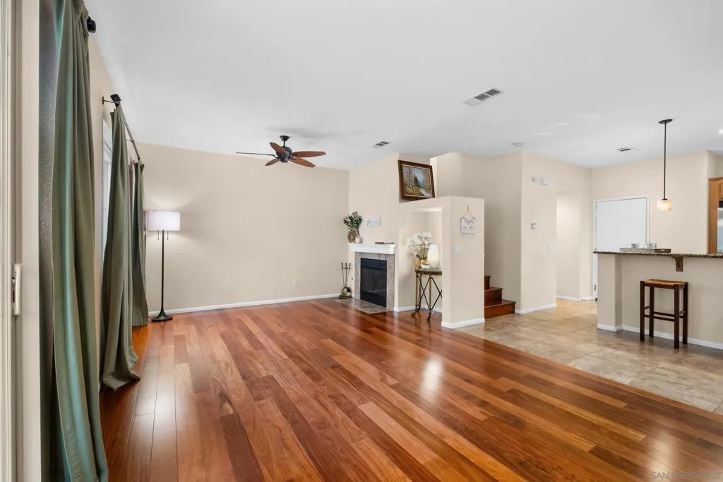 14138 Brent Wilsey Place 3, San Diego, California 92128 home-pic-6