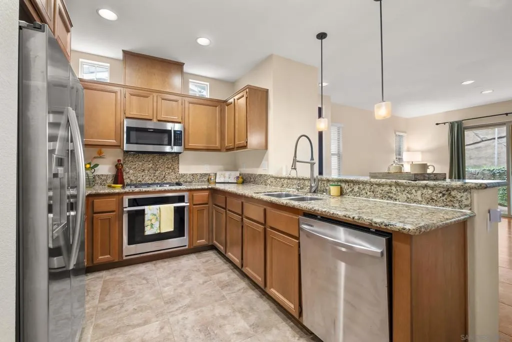 14138 Brent Wilsey Place 3, San Diego, California 92128 home-pic-15