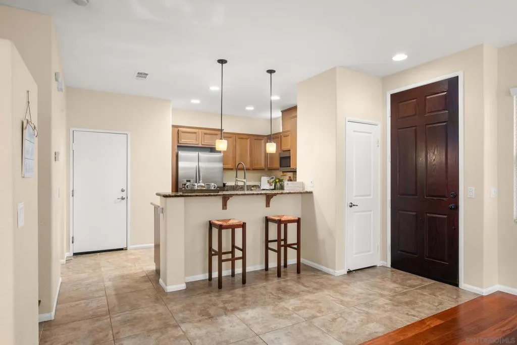14138 Brent Wilsey Place 3, San Diego, California 92128 home-pic-13