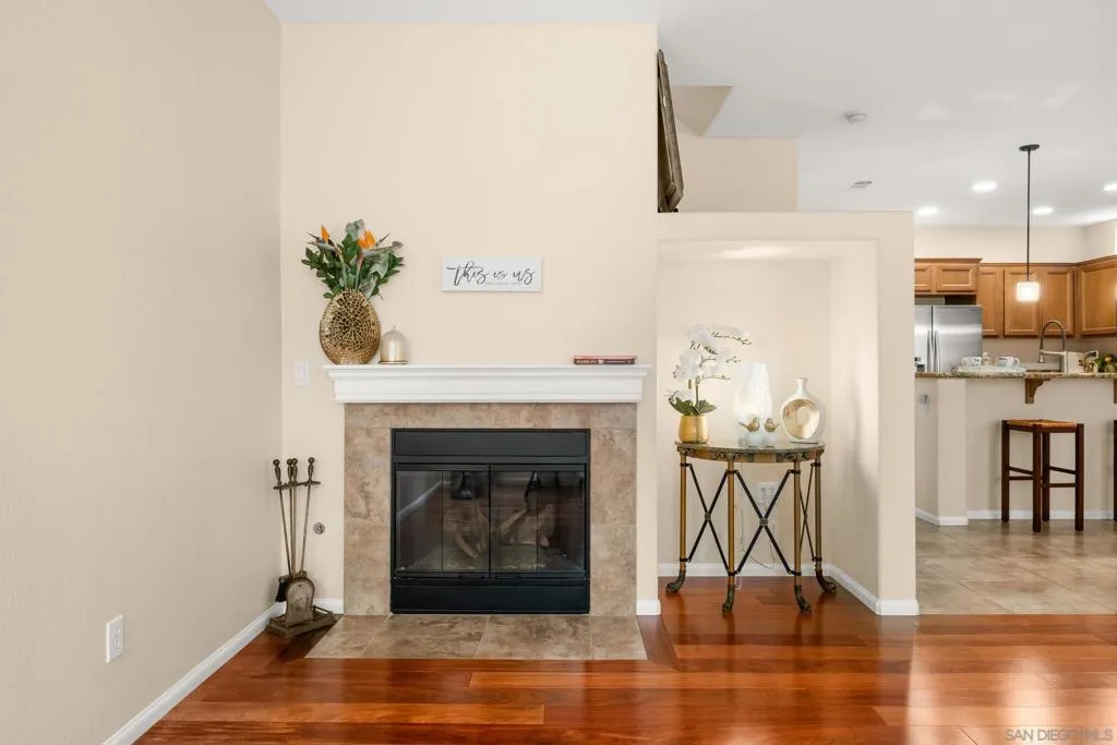 14138 Brent Wilsey Place 3, San Diego, California 92128 home-pic-10