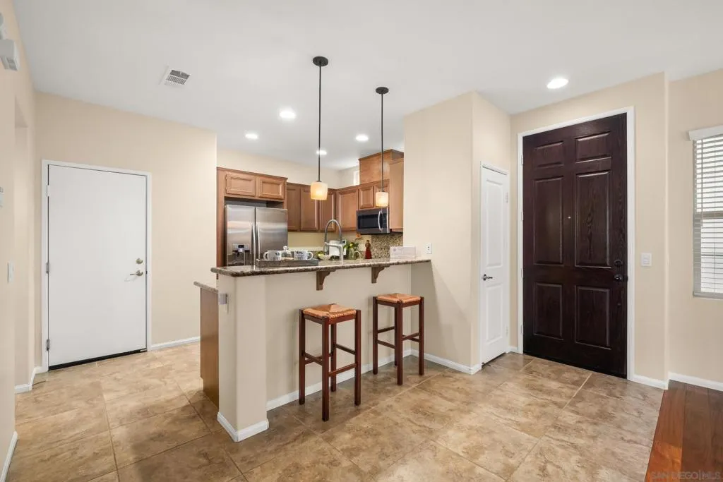 14138 Brent Wilsey Place 3, San Diego, California 92128 home-pic-12