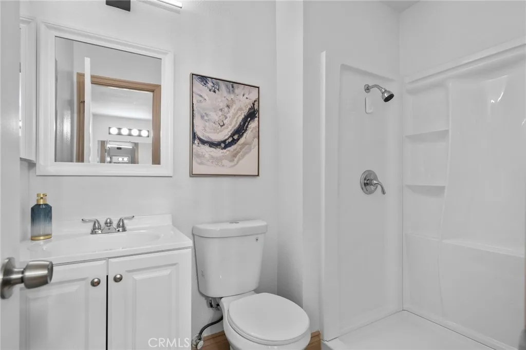 347 N Eucalyptus 24, Rialto, California 92376 home-pic-17