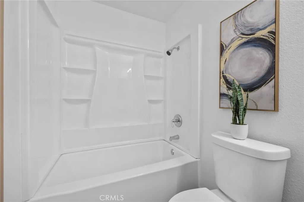 347 N Eucalyptus 24, Rialto, California 92376 home-pic-11
