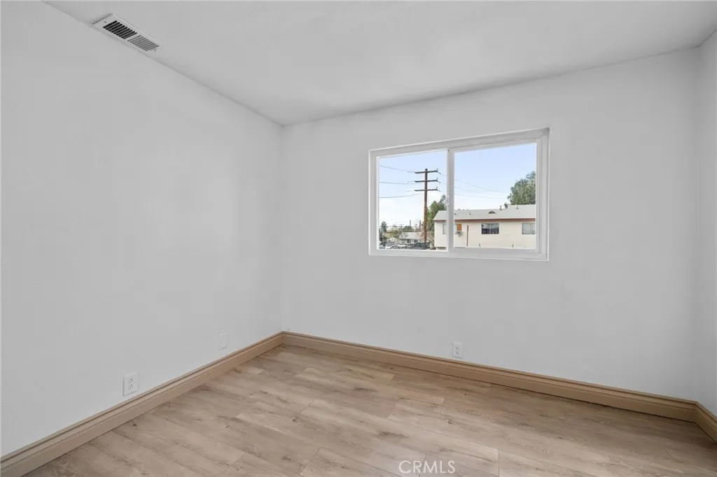 347 N Eucalyptus 24, Rialto, California 92376 home-pic-8