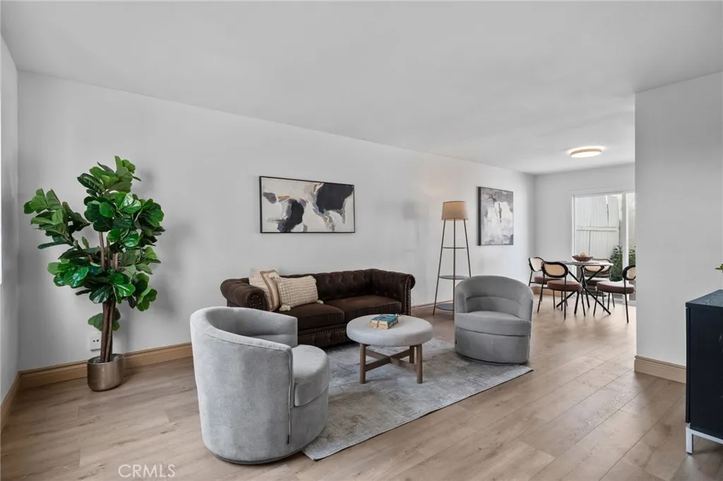 347 N Eucalyptus 24, Rialto, California 92376 home-pic-19