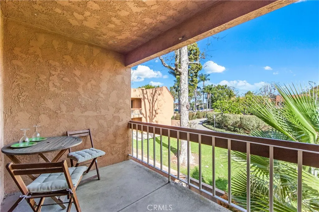 6600 6600 Warner 10, Huntington Beach, California 92647 home-pic-7