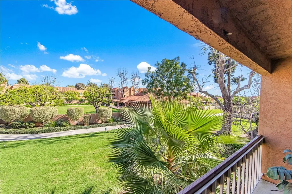 6600 6600 Warner 10, Huntington Beach, California 92647 home-pic-8