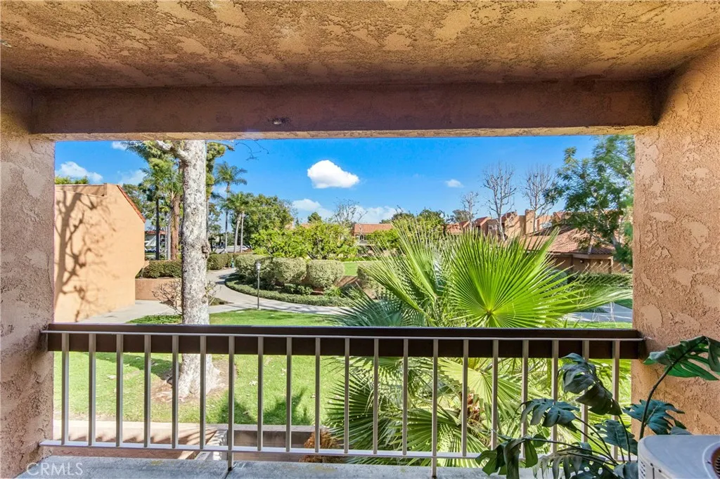 6600 6600 Warner 10, Huntington Beach, California 92647 home-pic-9