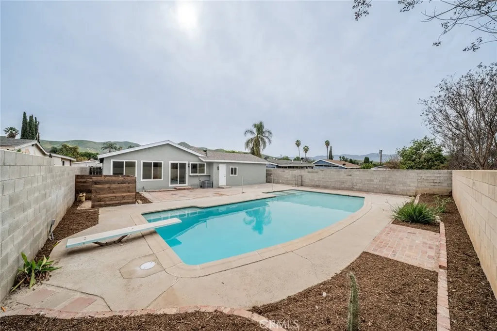 13163 Harlow, Corona, California 92879 home-pic-31