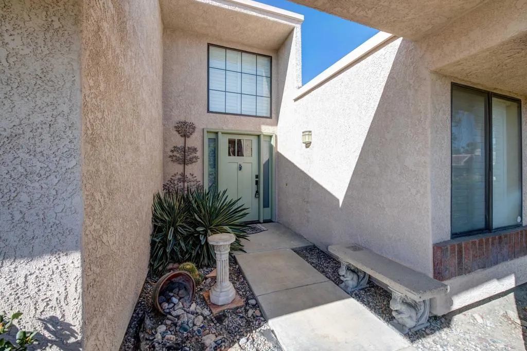 68140 Pine Place, Cathedral City, California 92234 home-pic-3
