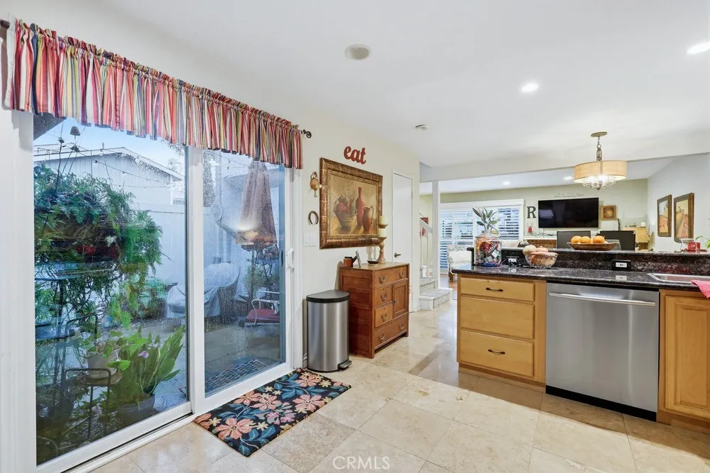 1111 Tustin Pines, Tustin, California 92780 home-pic-17