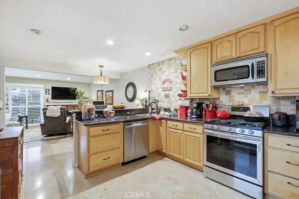 1111 Tustin Pines, Tustin, California 92780 home-pic-15
