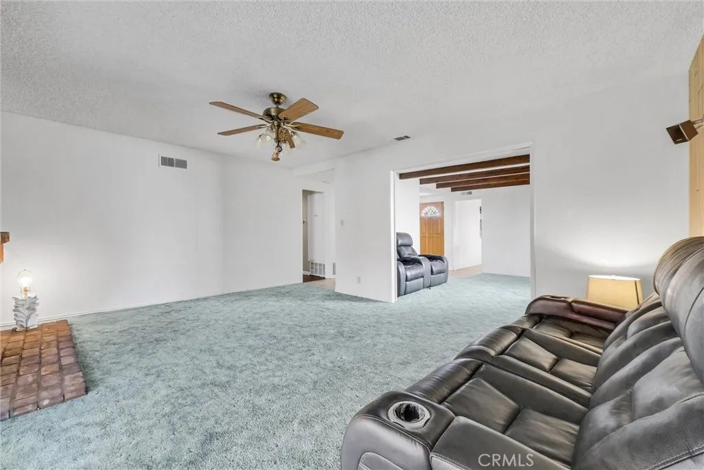10558 Hester Avenue, Whittier, California 90604 home-pic-10