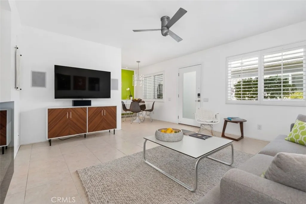 800 E Cottonwood Rd 4, Palm Springs, California 92262 home-pic-25