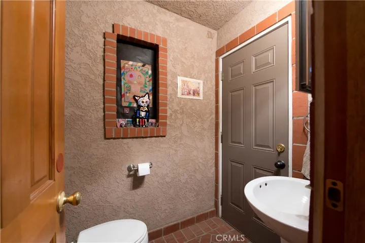 Guest bathroom