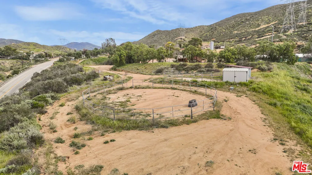 11426 Sierra Highway, Santa Clarita, California 91390 home-pic-13