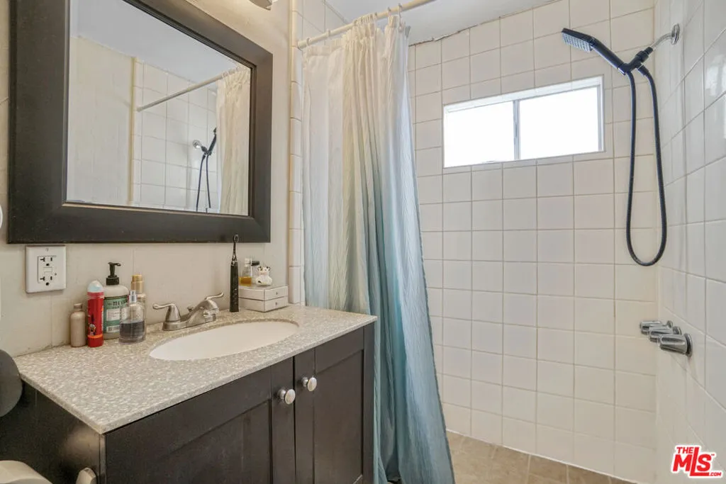 11426 Sierra Highway, Santa Clarita, California 91390 home-pic-52